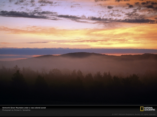 green-mountain-sunset-523306-lw.jpg