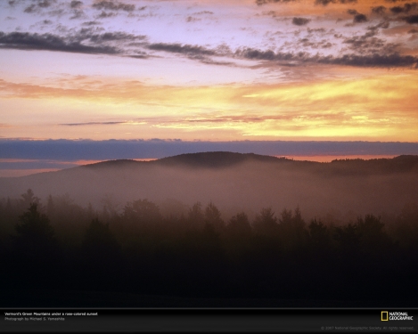 green-mountain-sunset-523306-xl.jpg