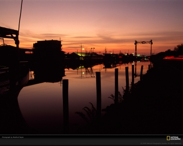 reflections-sunset-taylor-934139-xl.jpg