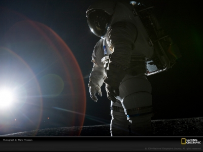 spacesuit-thiessen-1096805-lw.jpg