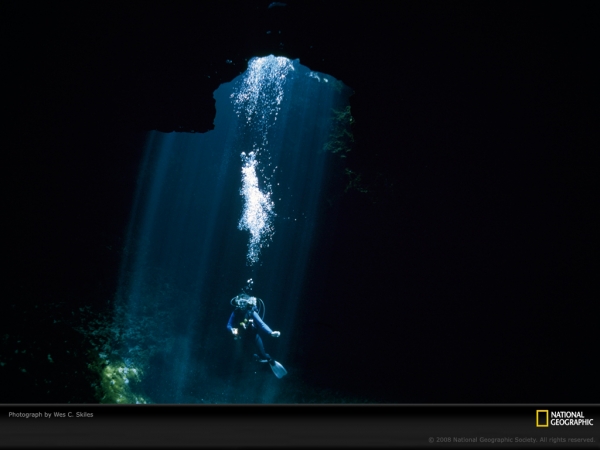 blue-hole-skiles-521184-lw.jpg