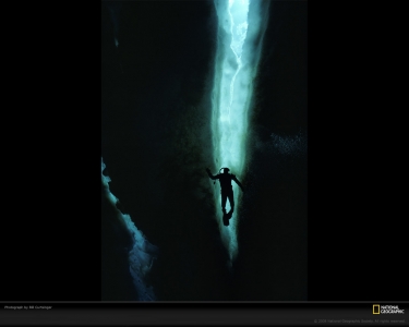 diver-silhouetted-curtsinger-409219-xl.jpg