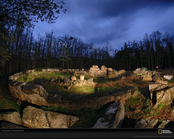 thracian-tomb-garrett-1129242-xl.jpg