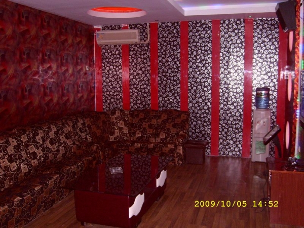 SL270947.JPG