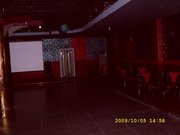 SL270957.JPG