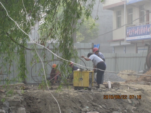 Ƭ 004.jpg